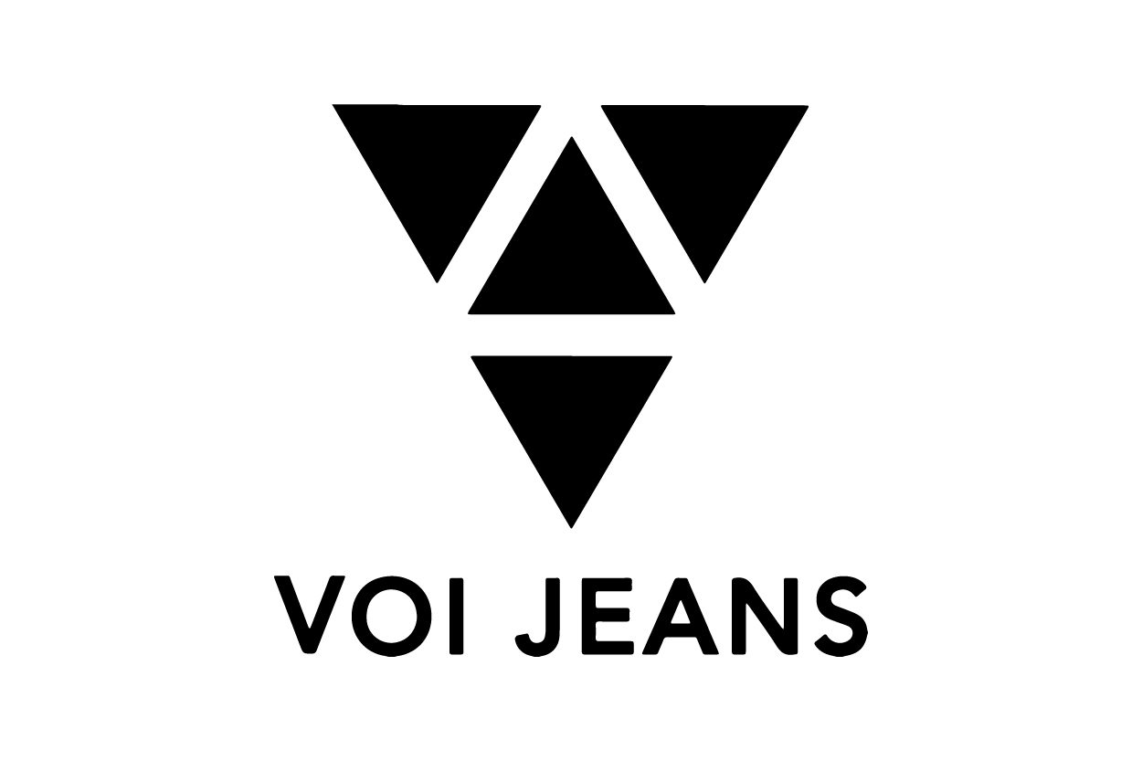 Client logo 32